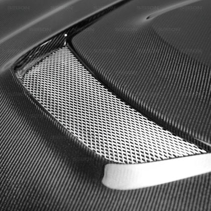 Seibon 12-13 (BMW 3 Series F30 / 4 Series F32) VS-Style Carbon Fiber Hood